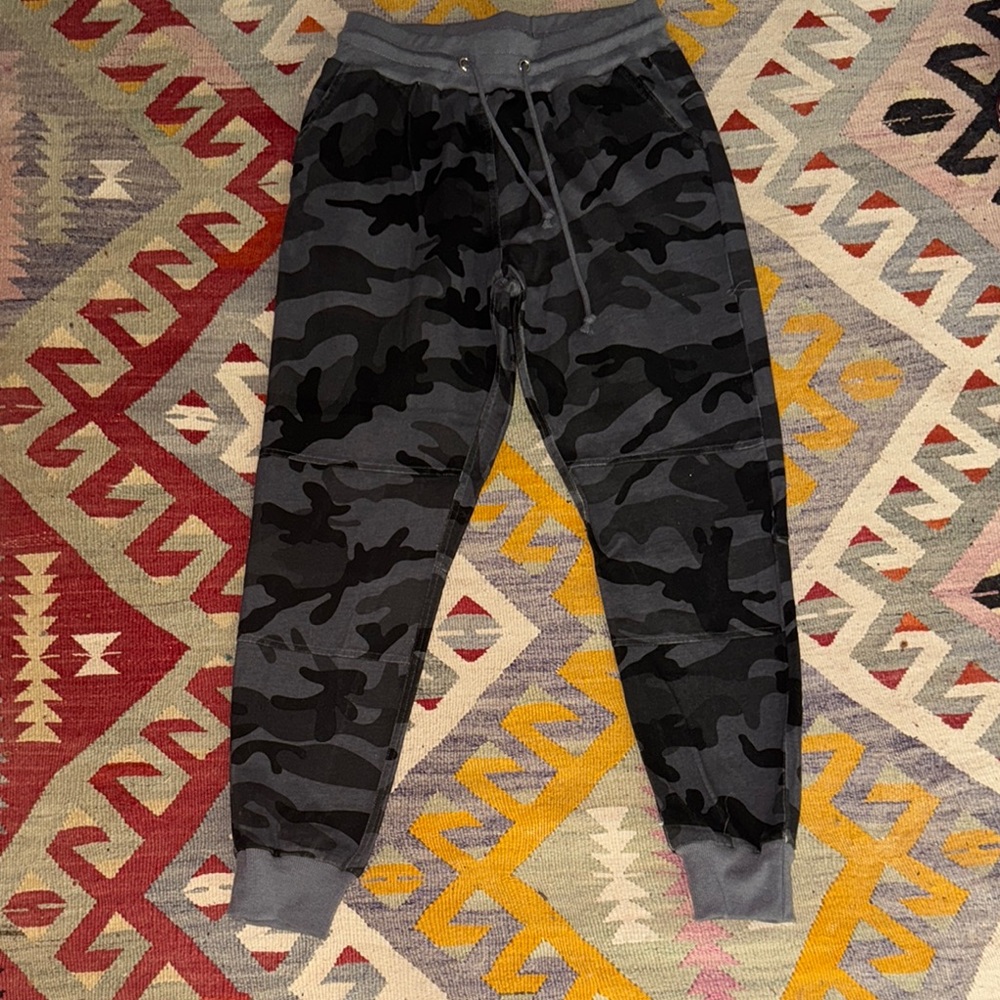 white birch Kids Camo Joggers - Black & Gray